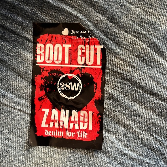 🦋🥶”Sale”Nwt Gorgeous denim bootcut jeans with studs on back pocket.. - Picture 4 of 5